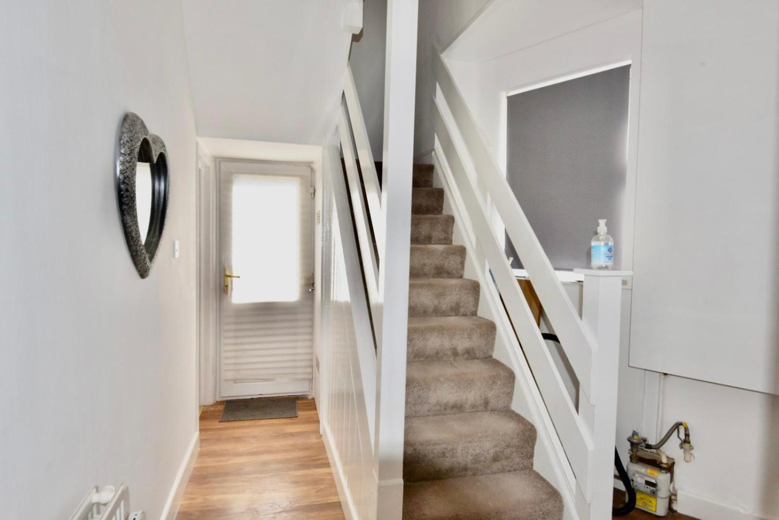 Come On In Lucas Street Newport Train Station Sleep Upto 8 Villa Exteriör bild
