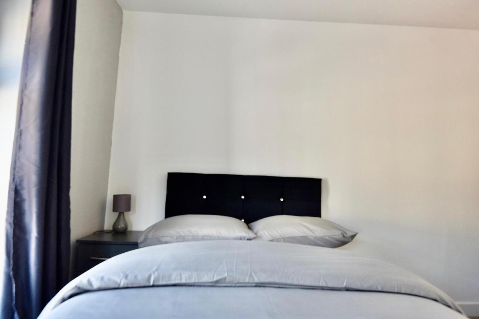 Come On In Lucas Street Newport Train Station Sleep Upto 8 Villa Exteriör bild