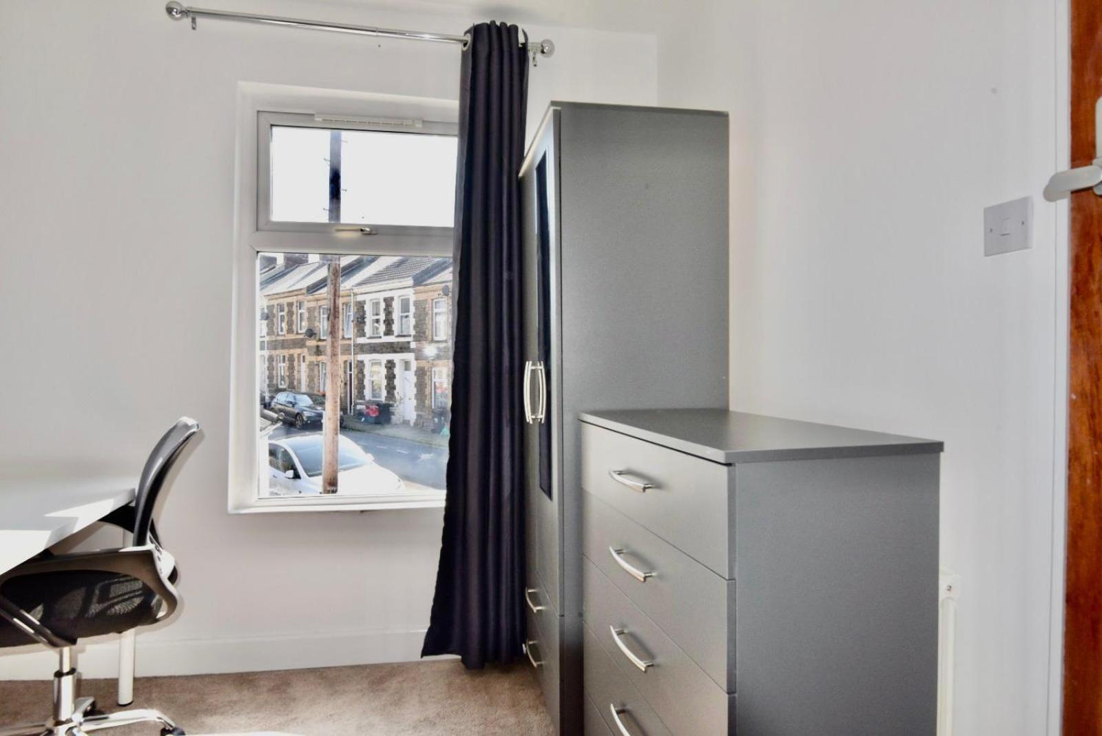Come On In Lucas Street Newport Train Station Sleep Upto 8 Villa Exteriör bild